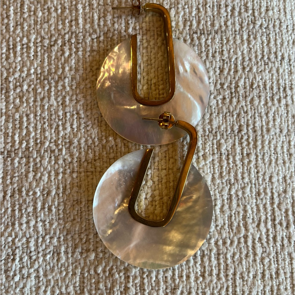 Elegant Gold And Cream Earrings